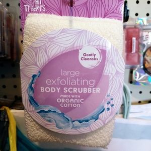 Large exfoliating body scrubber made with organic cotton. 4 x 6